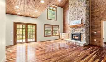 900 South Rd, East Greenwich, RI 02818