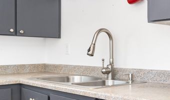 1630 SE Tempest Dr 10, Bend, OR 97702