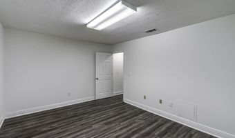 1041 Lake Vlg, Brandon, MS 39047