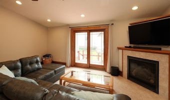 804 6th Ave, Alton, IA 51003