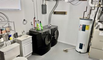 114 N 28 St, Beatrice, NE 68310