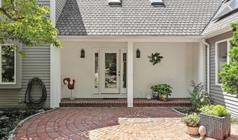 190 Vaughn Hill Rd, Bolton, MA 01740