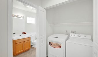 11246 Pleasant Hills Dr, Apple Valley, CA 92308