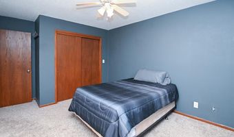 508 Rosemary Ln, Anamosa, IA 52205