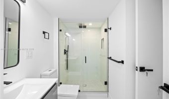 20379 W Country Club Dr 1938, Aventura, FL 33180
