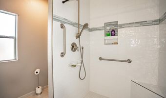 1856 Becca Ct SE, Albany, OR 97322