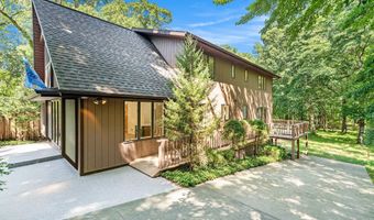 23 Lake Shore County Rd, Beverly Shores, IN 46301
