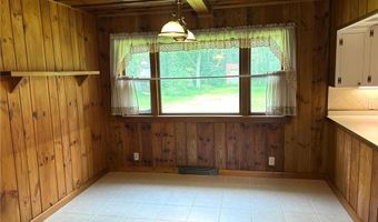 58454 220th St, Austin, MN 55933