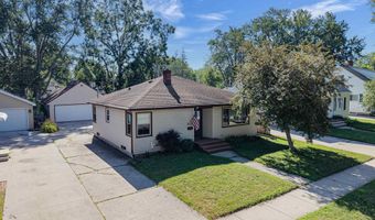 2112 N SUPERIOR St, Appleton, WI 54911