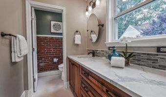 6111 WASHINGTON Blvd, Arlington, VA 22205