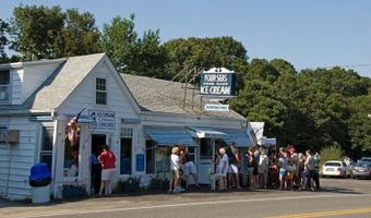 69 Joan Rd, Barnstable, MA 02630