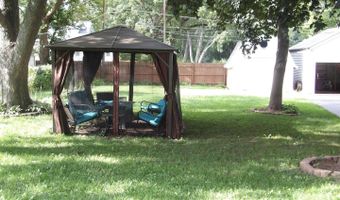 25076 W Edgar Ave, Antioch, IL 60002