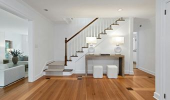 6 Searles Rd, Darien, CT 06820