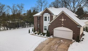 1360 Fairlane Dr, Ann Arbor, MI 48104