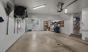 12371 Gregg Ln, Anchorage, AK 99515