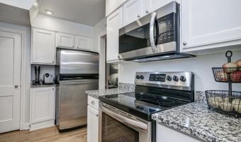 6007 WELBORN Dr, Bethesda, MD 20816
