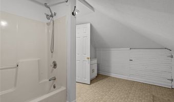 802 N Poplar St, Aberdeen, NC 28315