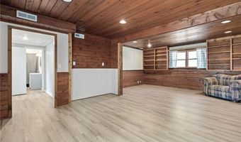 9 Oriole Dr, Agency, MO 64401