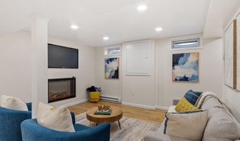 5 Westside Dr, Acton, MA 01720