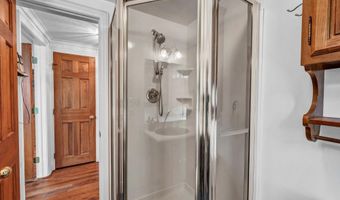 20 Bolleswood Ln, Avon, CT 06001