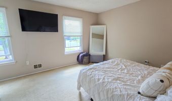 1 Lafayette Ct, Barnegat, NJ 08005