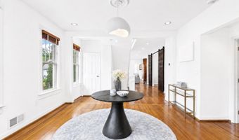 5213 CATHEDRAL Ave NW, Washington, DC 20016