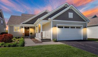 40491 N S Newport Dr, Antioch, IL 60002