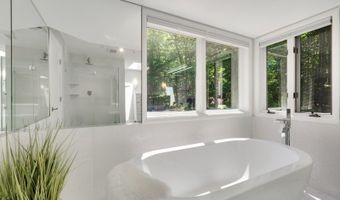 16 Perona Rd, Andover, NJ 07821