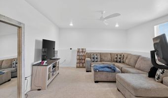 2106 Farm Valley Rd, Adrian, MI 49221