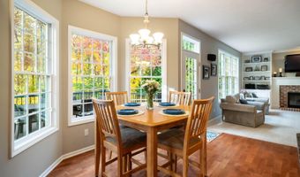 6289 Scarborough Dr SE, Ada, MI 49301