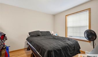 4 Jessie Ln, Avenel, NJ 07001