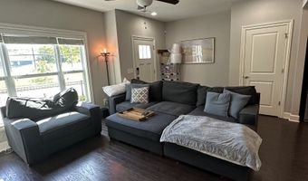882 Westmoreland Cir NW, Atlanta, GA 30318