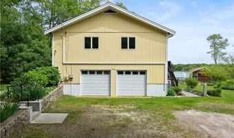 106 Lauri Dr, Charlestown, RI 02813