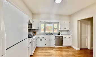 21 Upcrest Rd SF, Boston, MA 02135
