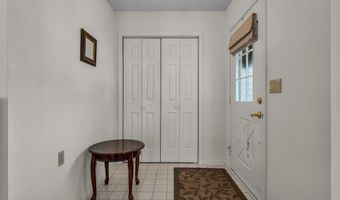 8 Dogwood Dr, Barnegat, NJ 08005