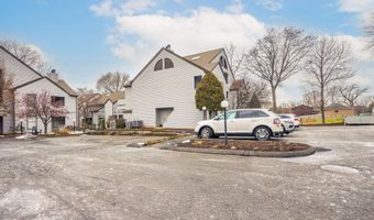 20 Raymond Pl 3-14B, Danbury, CT 06810