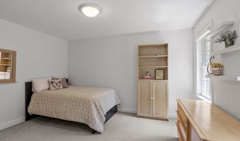 5 Mckinley Dr, Acton, MA 01720