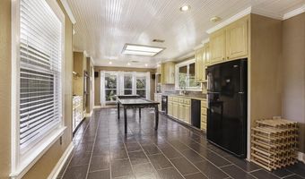 10044 Mollylea Dr, Baton Rouge, LA 70815