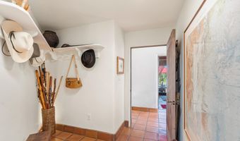 267 Hondo Seco Rd, Arroyo Seco, NM 87514