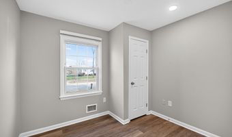 8012 FRYE Rd, Alexandria, VA 22309