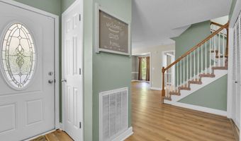 693 Cotton Branch Dr, Boiling Springs, SC 29316