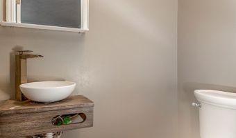 144 Mountain View Dr, Abingdon, VA 24211