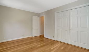 4810 29TH St S #A2, Arlington, VA 22206