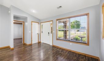 218 Hillside Dr, Baldwin City, KS 66006