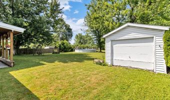 24 Rosewood Dr, Amherst, NY 14221