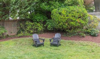 6337 LENOX Rd, Bethesda, MD 20817