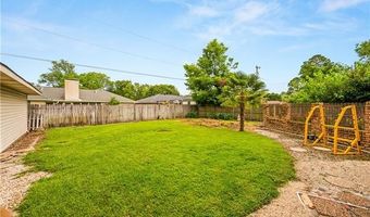 403 SWEETBRIAR Dr, Alexandria, LA 71303
