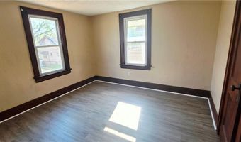 147 Brighton Dr, Akron, OH 44301