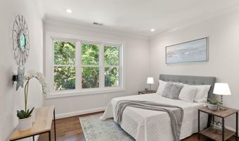 817 VARNUM St NW 3, Washington, DC 20011