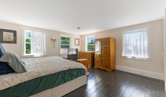 390 Front St, Bath, ME 04530
